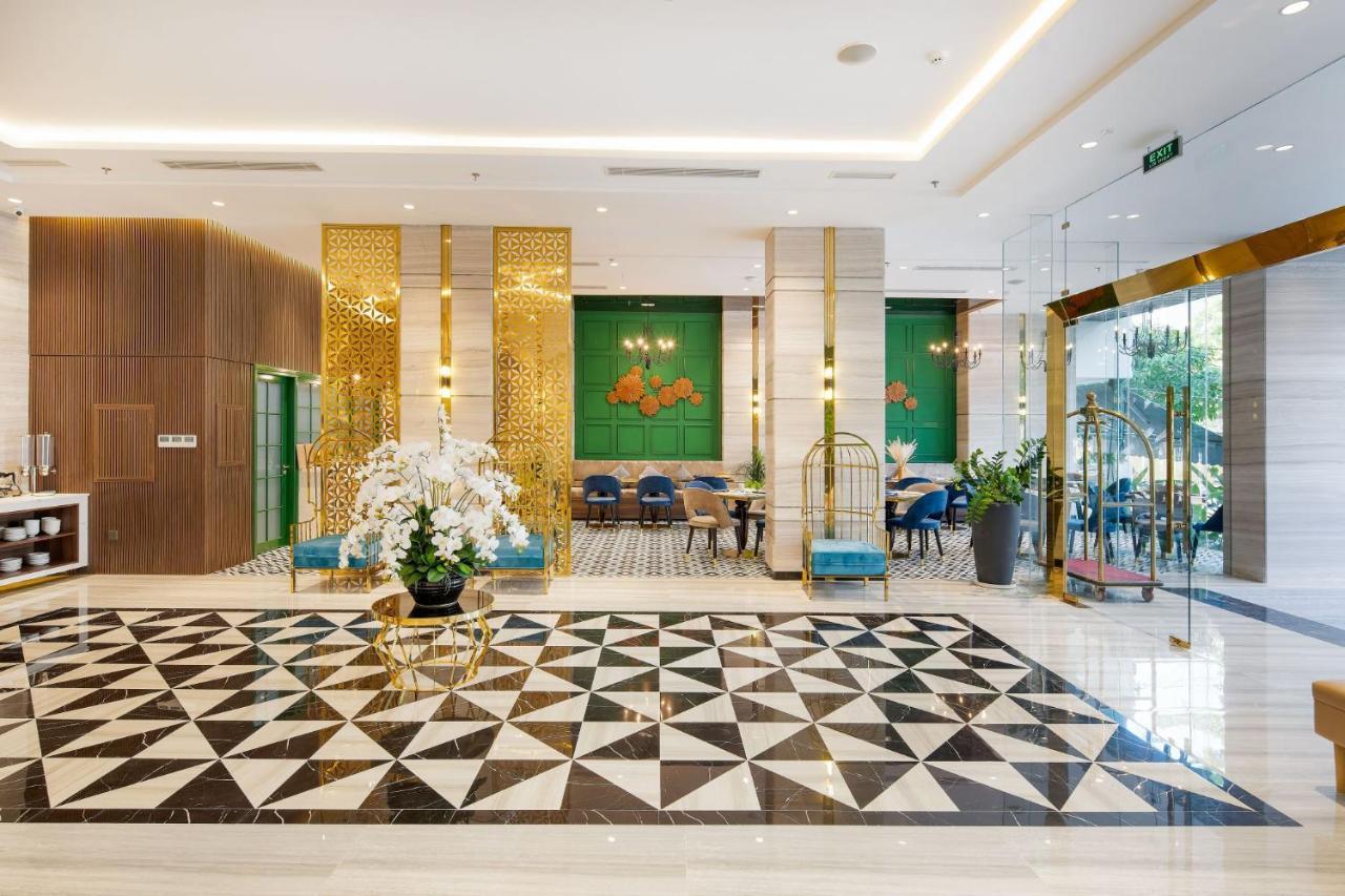 Adela Boutique Hotel - Infinity Pool Дананг Екстериор снимка