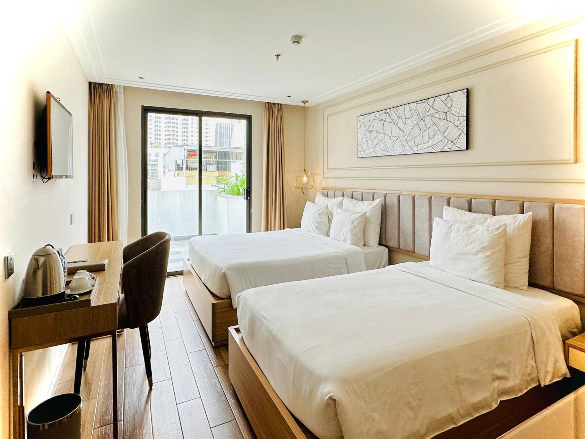 Adela Boutique Hotel - Infinity Pool Дананг Екстериор снимка